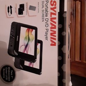 Portable DVD player Dual Screen